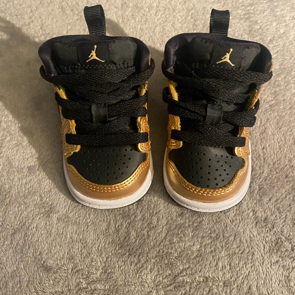 Jordan 1 - Picture 2 of 5